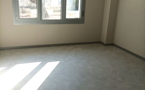 PAVIMENTO EN RESIDENCIA.