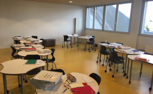COLEGIO BRITÁNICO: funcionalidad, color, alegría y versatilidad