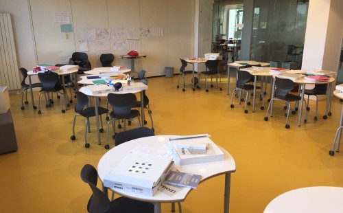 COLEGIO BRITÁNICO: funcionalidad, color, alegría y versatilidad